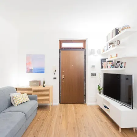 Apartment Rosart House By Rent All Como