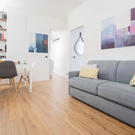 Rosart House By Rent All Apartment
